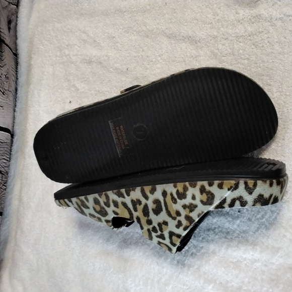 Slip ons - Picture 4 of 6